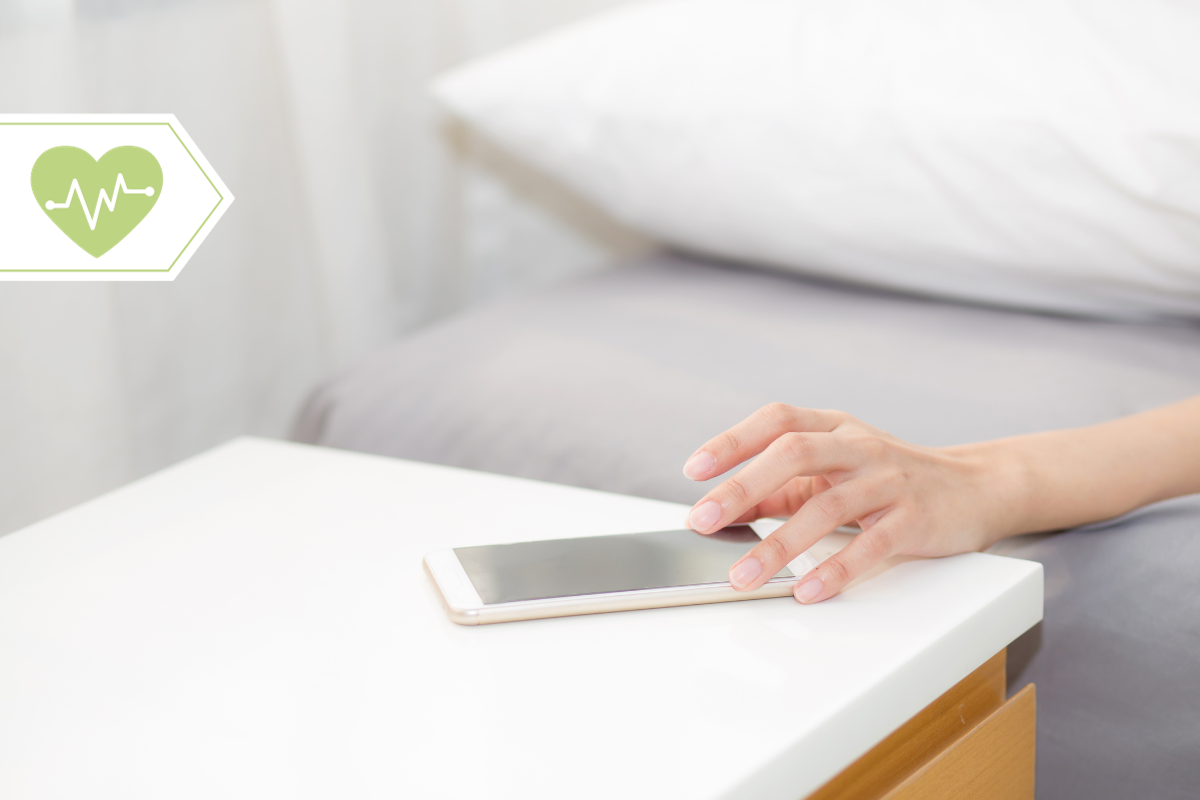 Holz Wecker lieber gesund schlafen ohne smartphone neben dem Bett