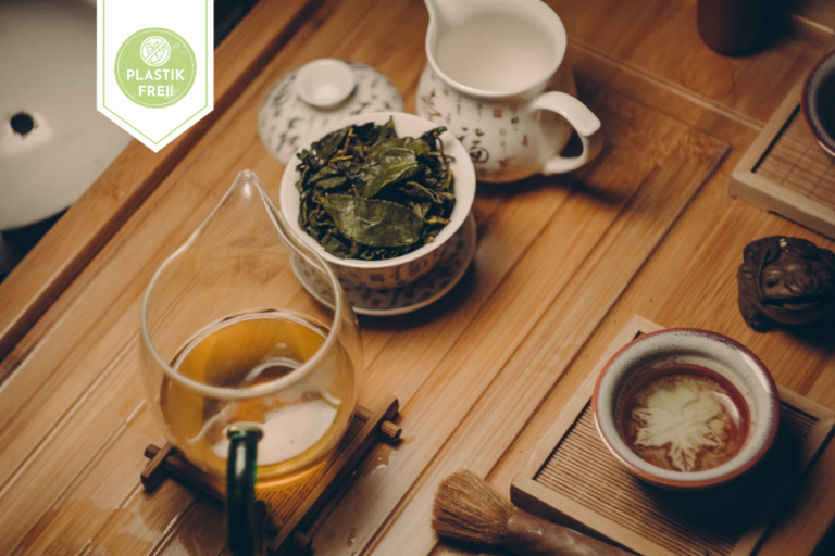 Teekanne ohne Plastik - nachhaltigere Alternativen für Teeliebhaber